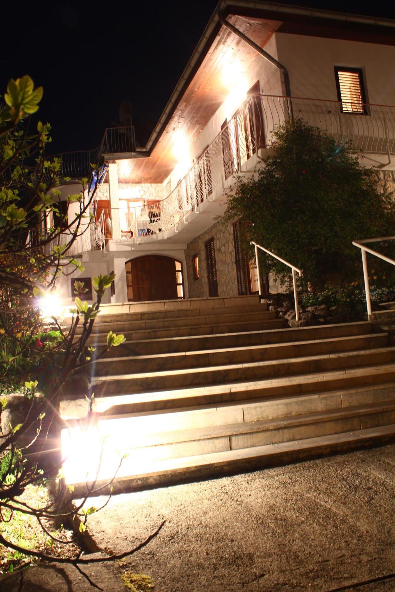 Villa Mittler ロヴラン エクステリア 写真